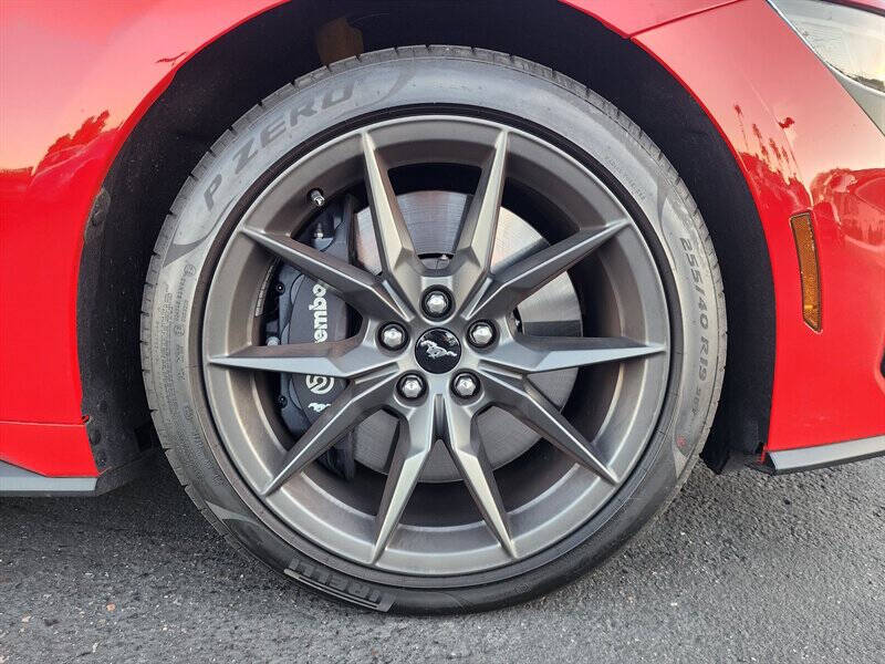 2024 Ford Mustang Dark Horse