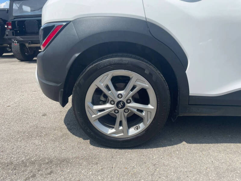 2022 Hyundai Kona SEL
