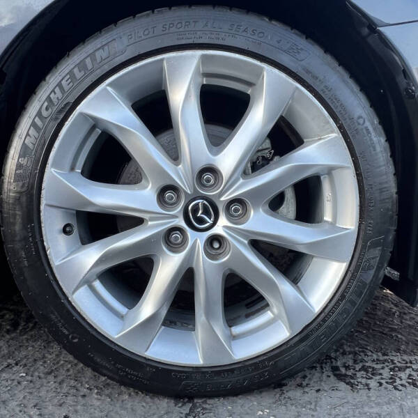 2015 Mazda MAZDA3 s Touring