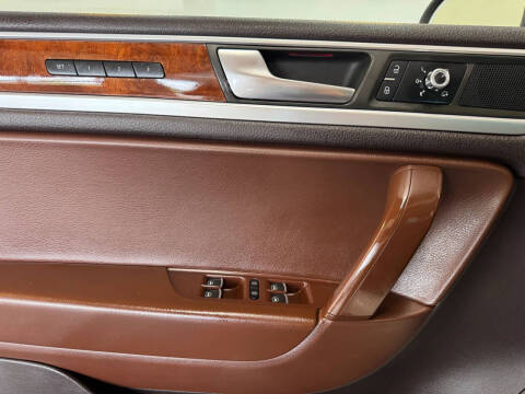 2012 Volkswagen Touareg