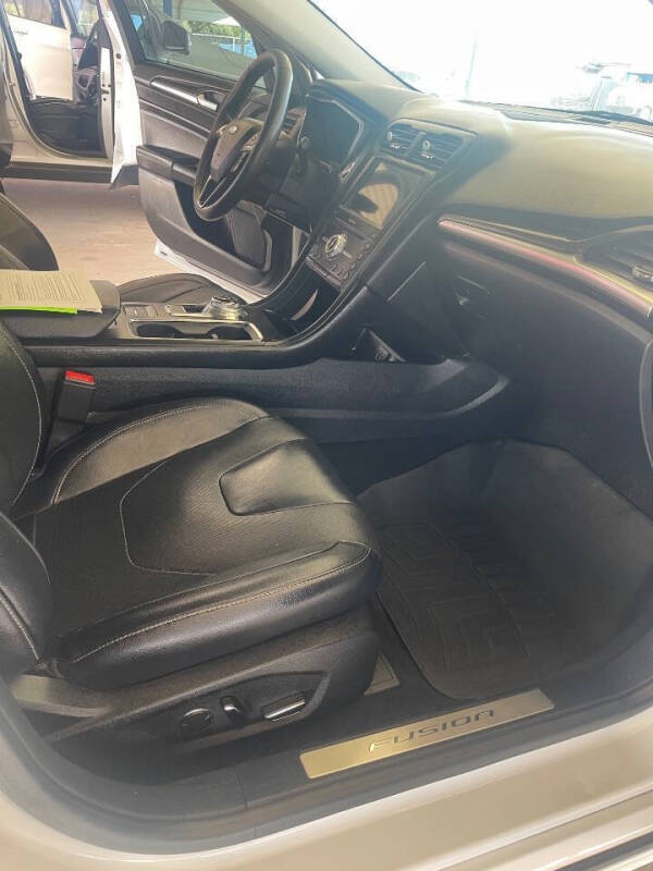 2019 Ford Fusion Hybrid Titanium