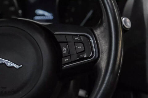 2017 Jaguar F-PACE 35t Premium