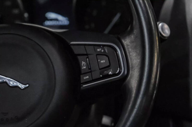 2017 Jaguar F-PACE 35t Premium