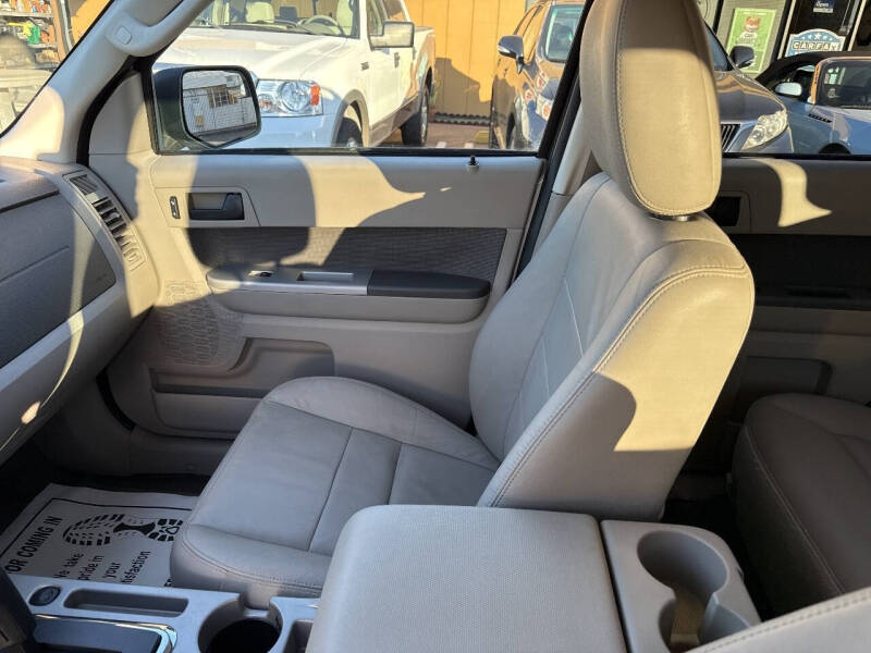 2010 Ford Escape XLT