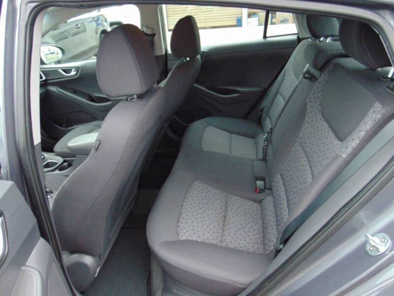 2017 Hyundai Ioniq Hybrid SEL