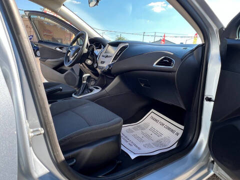 2017 Chevrolet Cruze LS Manual