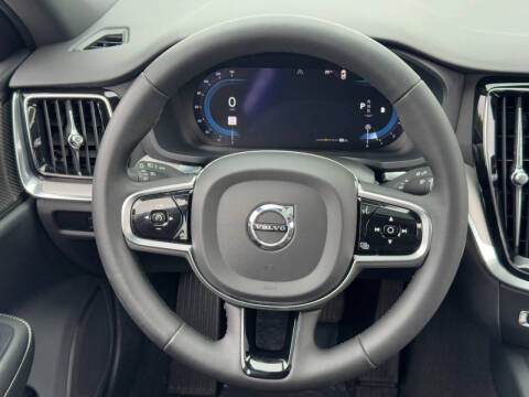 2024 Volvo S60 B5 Plus Black Edition