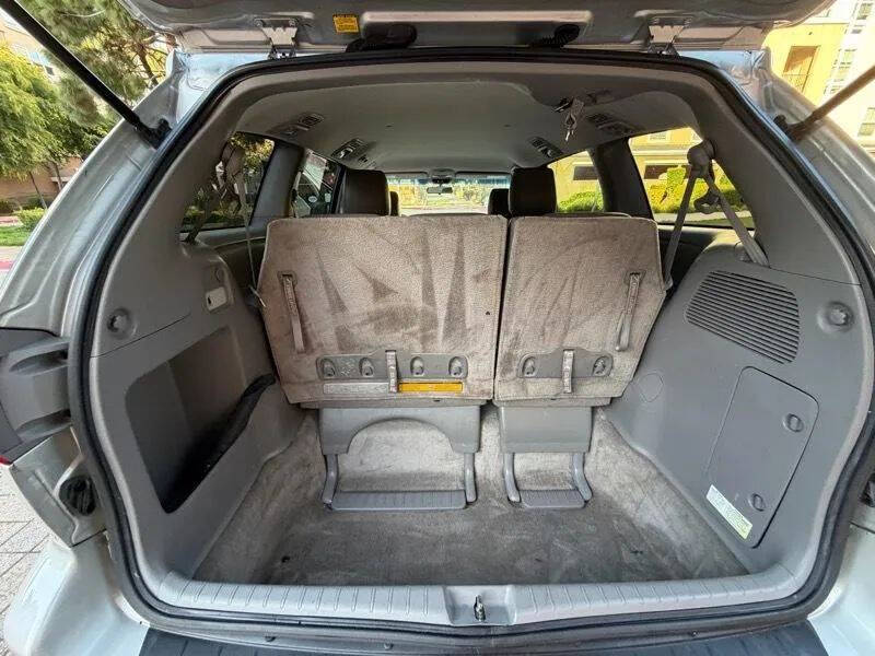 2010 Toyota Sienna
