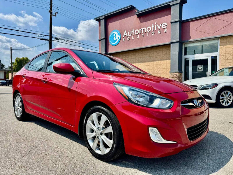 2013 Hyundai Accent GLS