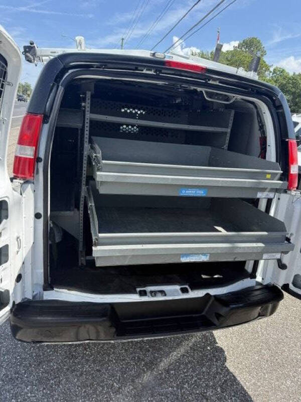 2017 Chevrolet Express 2500