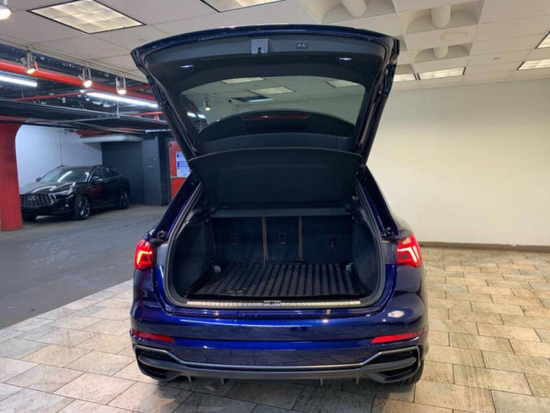 2022 Audi Q3 quattro S line Premium 45 TFSI