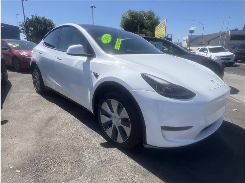 2022 Tesla Model Y Long Range