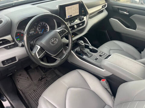 2024 Toyota Highlander Hybrid