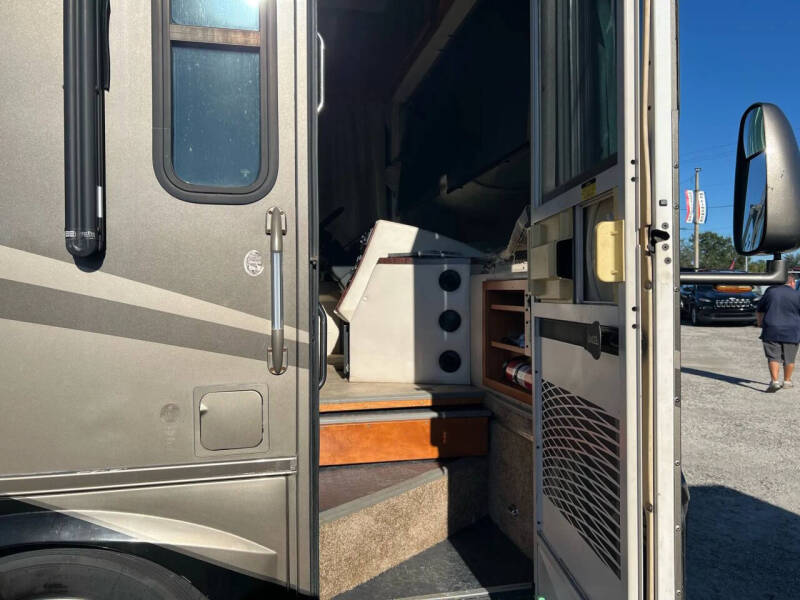 2007 Freightliner MH Chassis