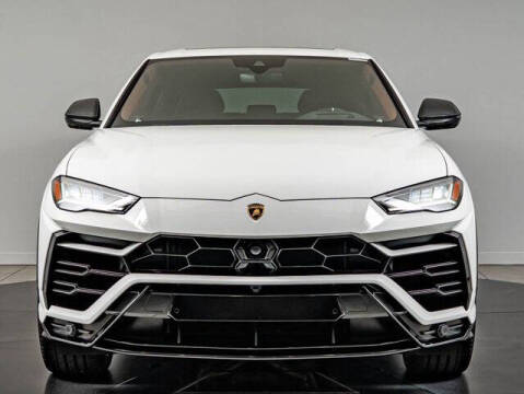 2022 Lamborghini Urus