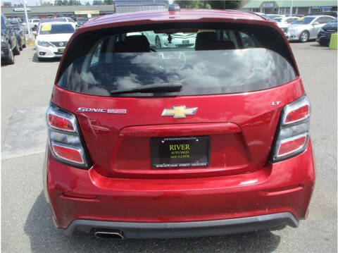 2017 Chevrolet Sonic LT Auto