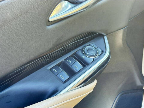 2024 Cadillac XT4 Luxury