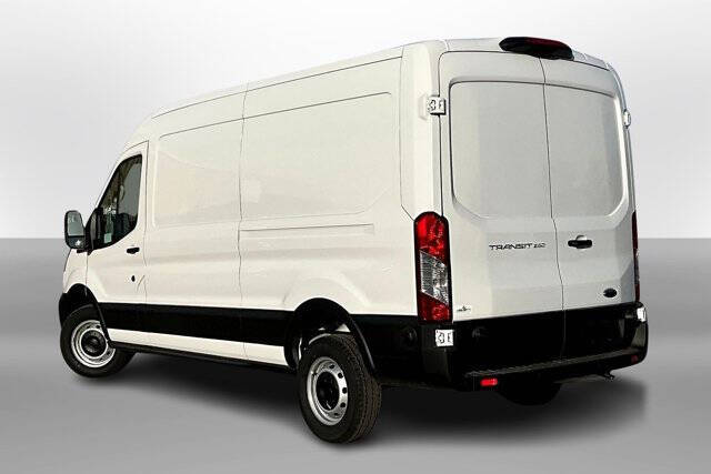 2025 Ford Transit 250