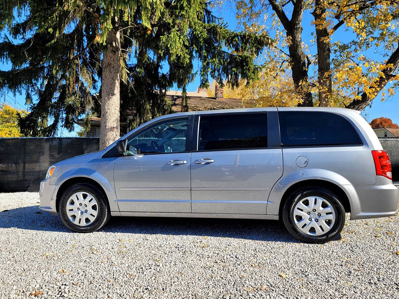 2014 Dodge Grand Caravan for sale at Statewide Auto LLC in Akron, OH