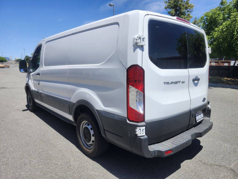 2018 Ford Transit 150