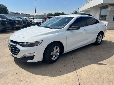 2019 Chevrolet Malibu for sale at SP Enterprise Autos in Garland TX