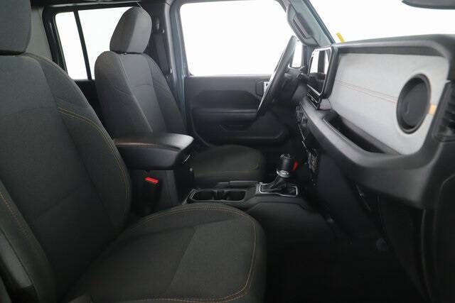 2024 Jeep Gladiator NightHawk