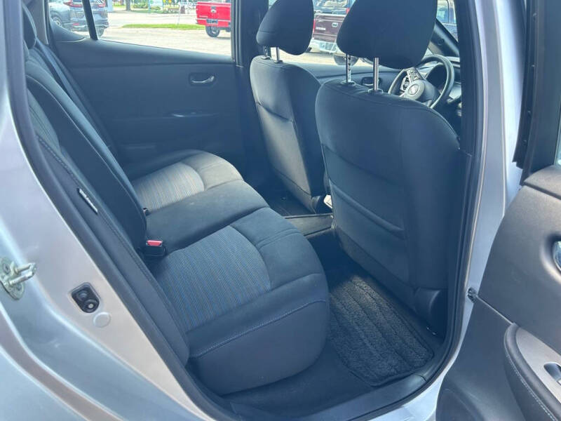 2022 Nissan LEAF S PLUS