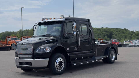 2025 Freightliner M2 106