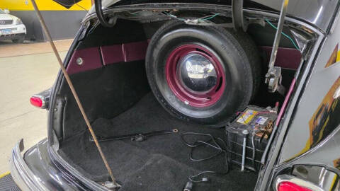 1942 Ford Super Deluxe