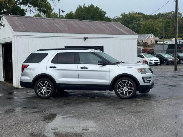 2017 Ford Explorer for sale at Autolink in Kansas City, KS