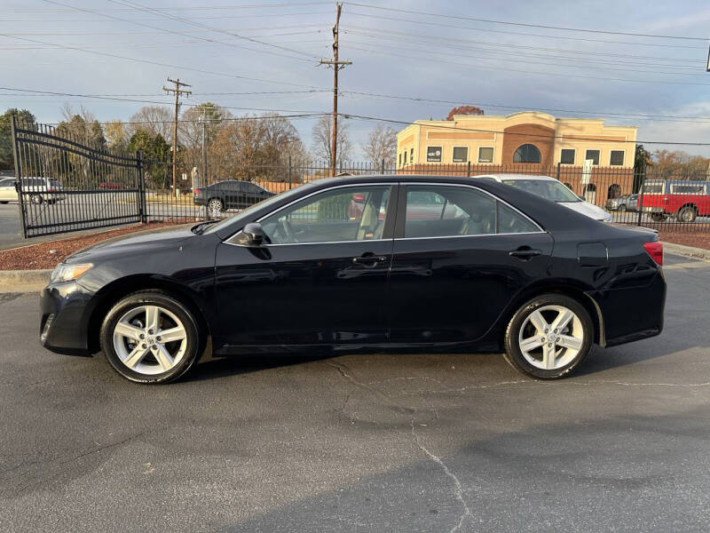 2014 Toyota Camry SE