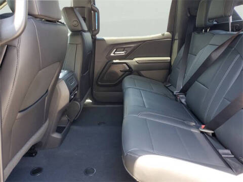 2025 Chevrolet Silverado EV LT