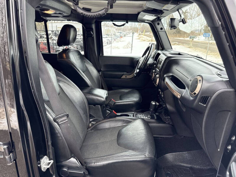 2016 Jeep Wrangler Unlimited Sahara