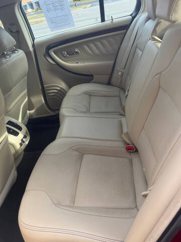 2014 Ford Taurus Limited