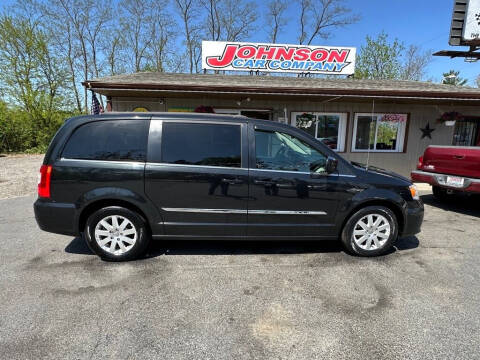 2014 Chrysler Town and Country for sale at Johnson Car Company llc in Crown Point IN