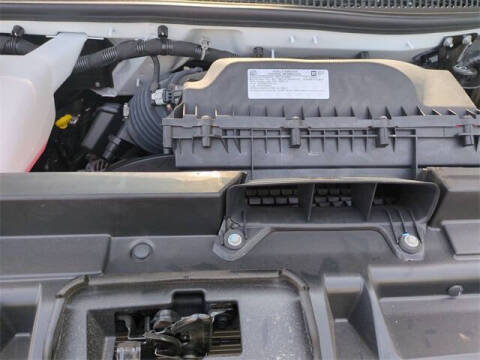 2025 Chevrolet Express 3500