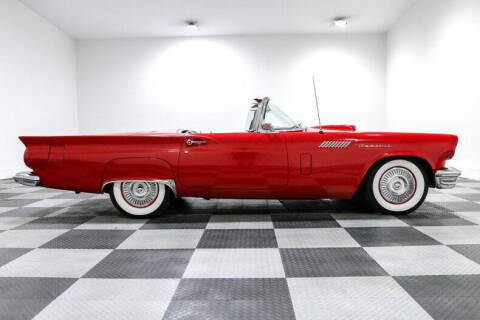 1957 Ford Thunderbird