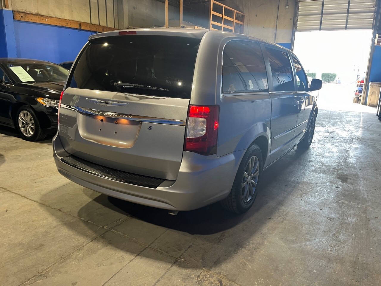 2015 Chrysler Town and Country for sale at Prime Motion LLC in Sacramento, CA