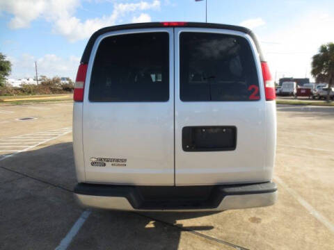 2016 Chevrolet Express LT 2500