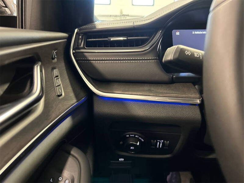 2025 Jeep Grand Cherokee Overland