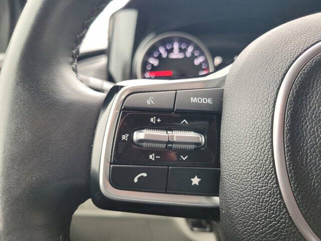 2024 Kia Carnival EX