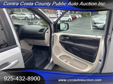 2017 Dodge Grand Caravan SE