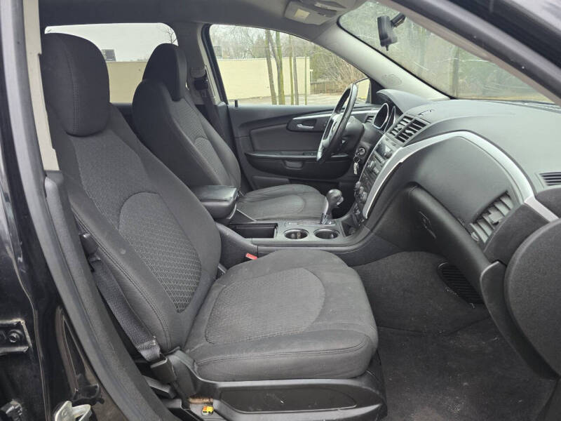 2011 Chevrolet Traverse LT