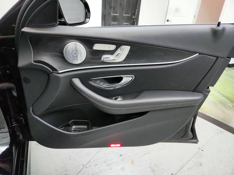 2019 Mercedes-Benz E-Class E 300