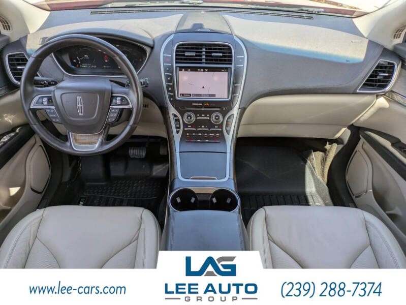 2019 Lincoln Nautilus Select