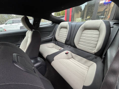 2016 Ford Mustang EcoBoost Premium