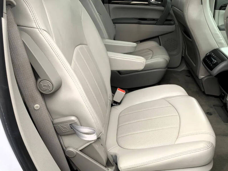 2016 Buick Enclave Leather