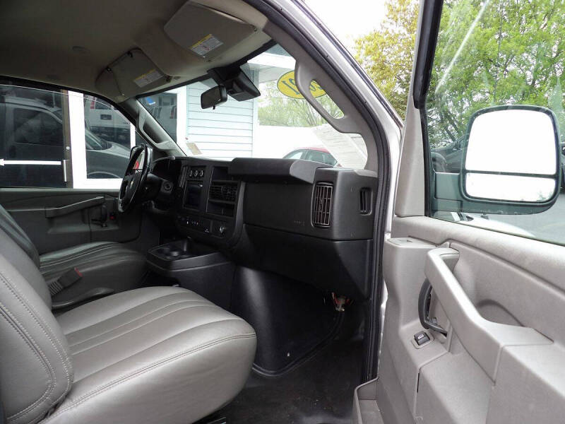 2021 Chevrolet Express 3500