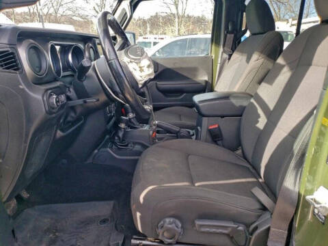 2022 Jeep Gladiator Sport