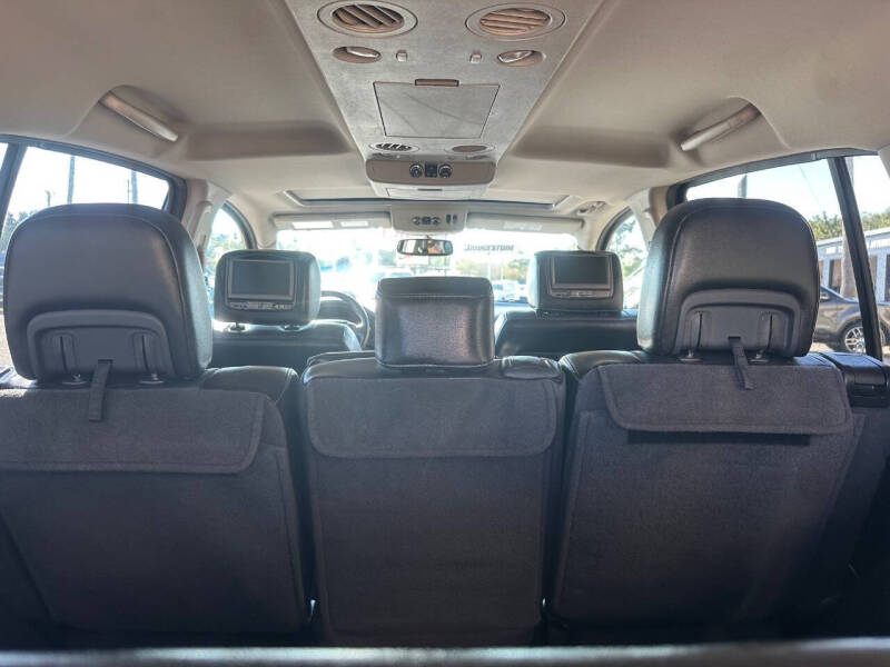 2014 Nissan Armada SV